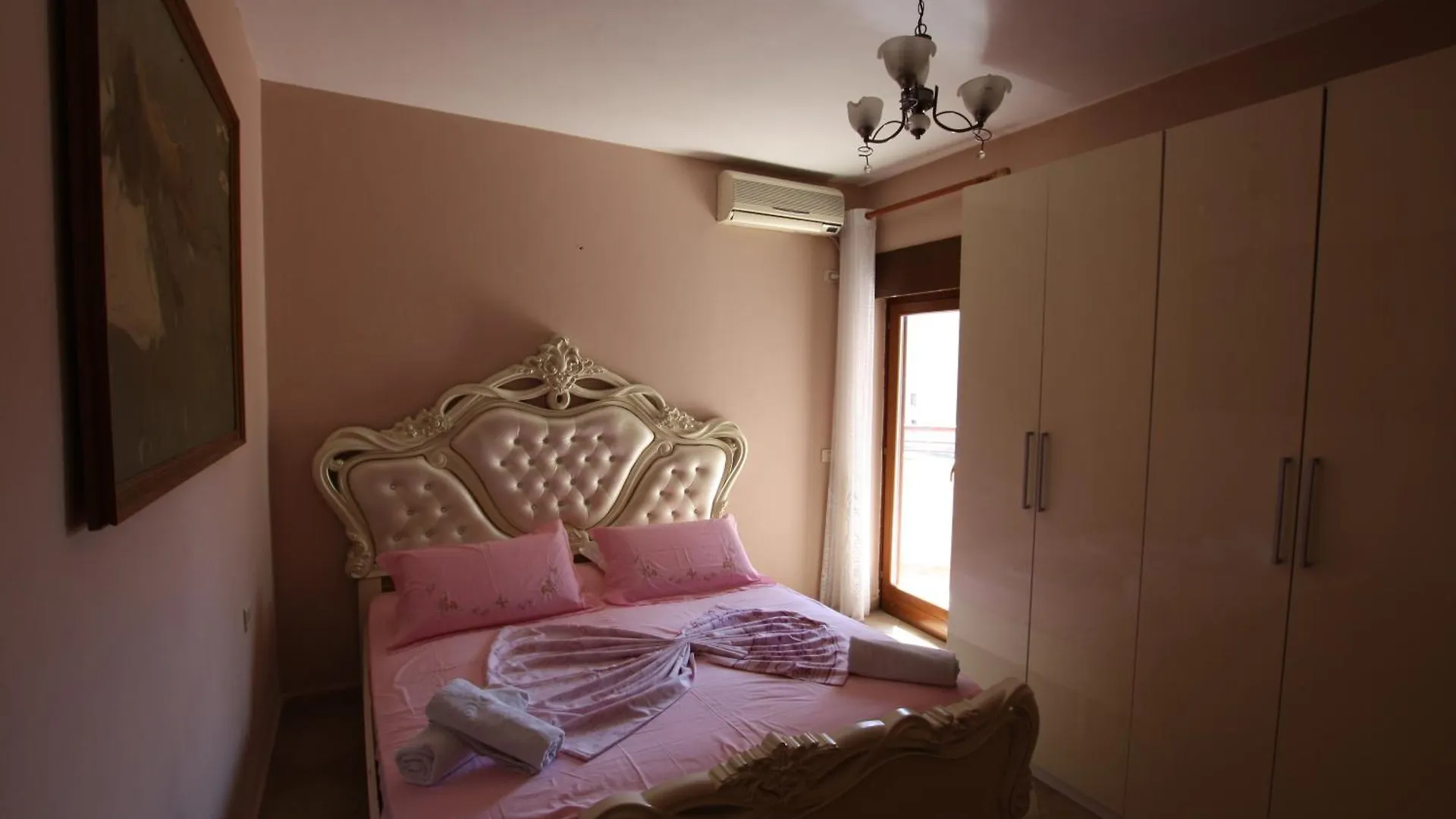 Alta Vista Apartment Tirana 0*,  Albania